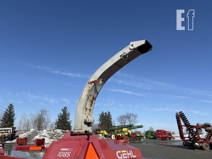 gehl-cb1085-image-10