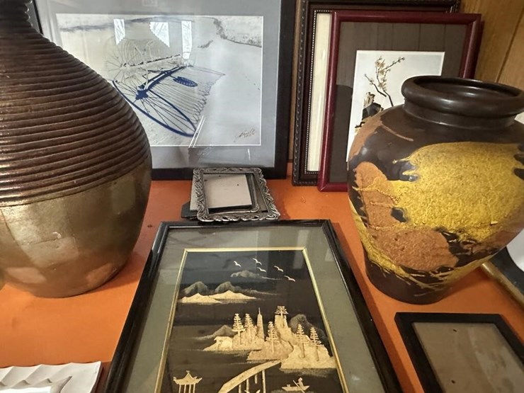 misc.-picture-frames-&-portraits-image-6