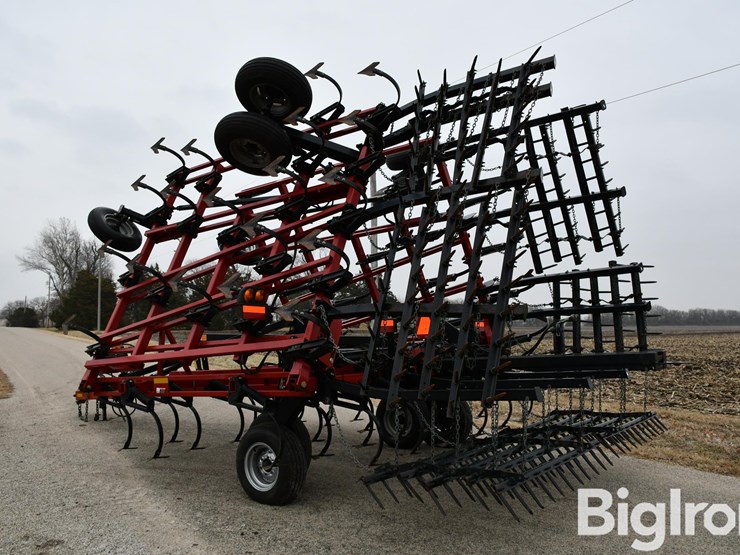 case-ih-30-image-7