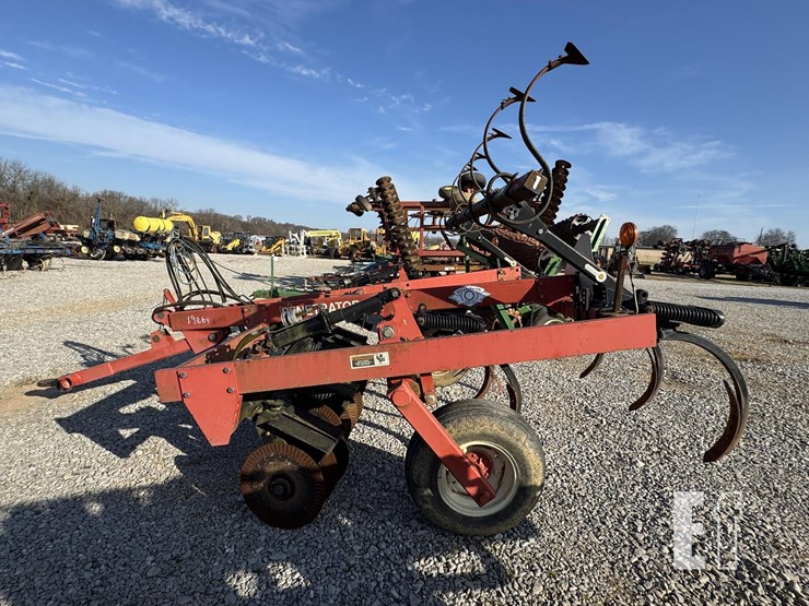 1990-unverferth-penetrator-image-9