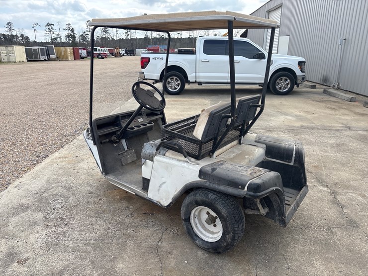 #79-•-ez-go-3-wheel-golf-cart-|-no-title-image-4