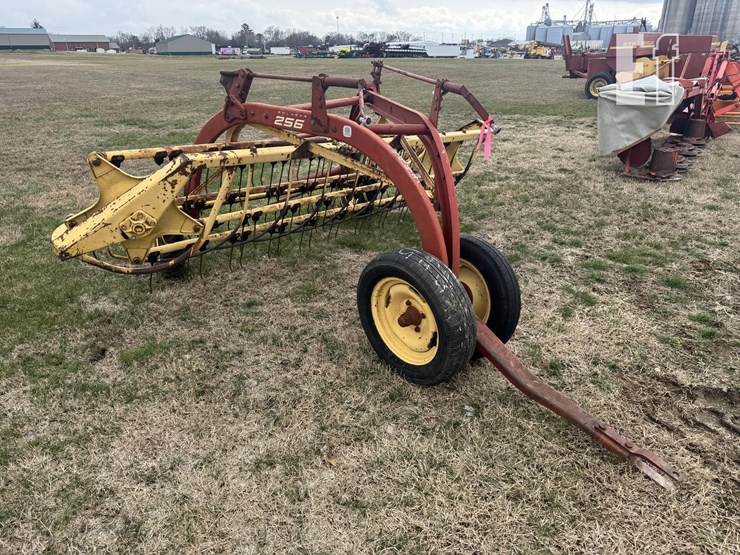 1994-new-holland-256-image-3