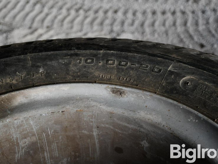 pallet-of-tires-image-13