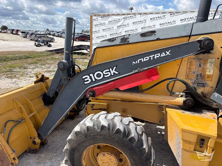 2014-deere-310sk-image-9