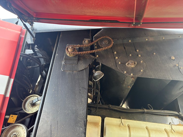 2003-case-ih-afx8010-combine-image-21