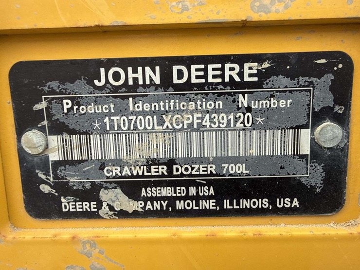 2023-deere-700l-image-21