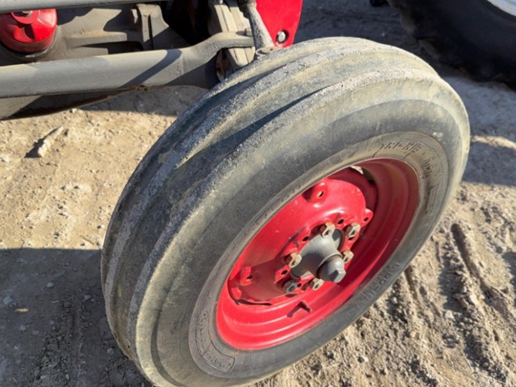 massey-ferguson-35-image-28