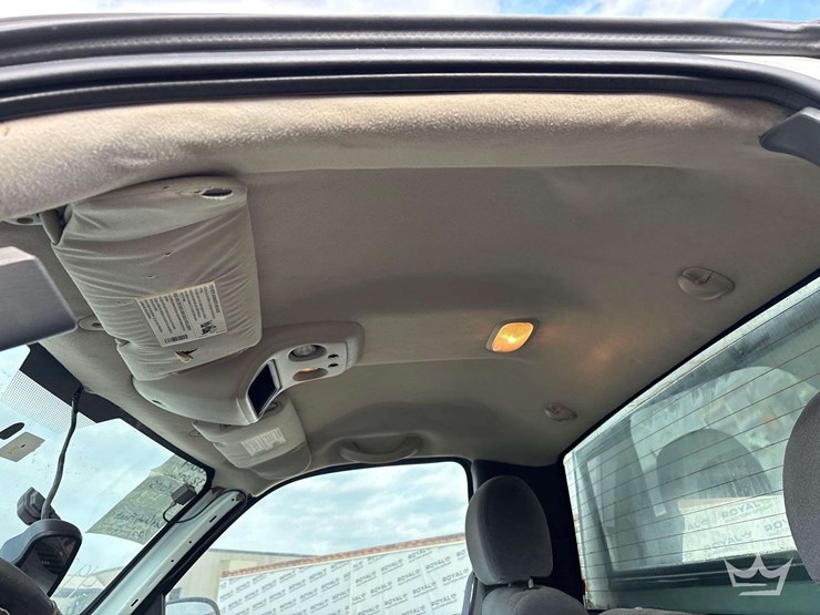 2004-chevrolet-silverado-1500-image-22