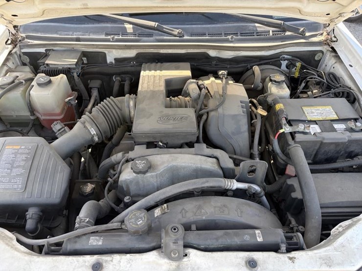 2011-chevrolet-colorado-image-18