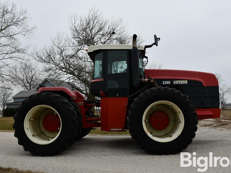 2003-versatile-2360-image-4