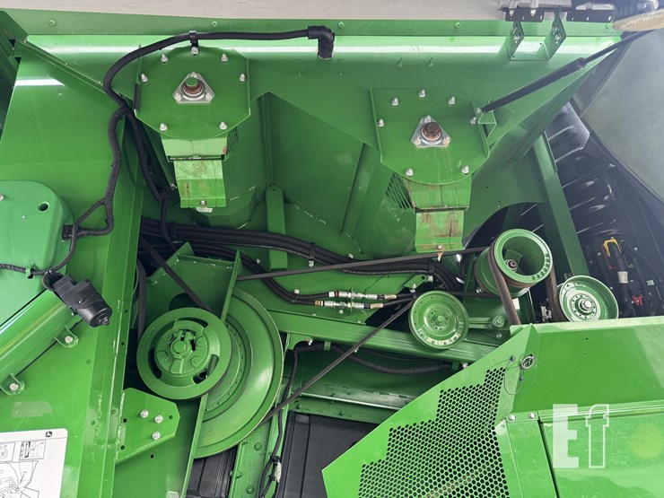 2020-john-deere-s780-image-56