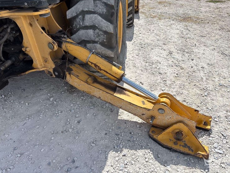 2014-deere-310sk-image-17