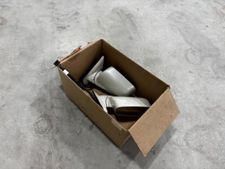 qty-of-(2)-lincoln-ls-side-mirrors-image-1