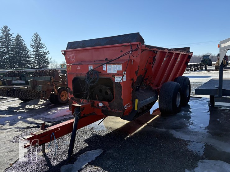 kuhn-knight-8124-image-2