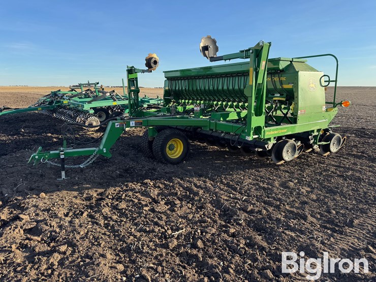 2022-john-deere-1590-image-1