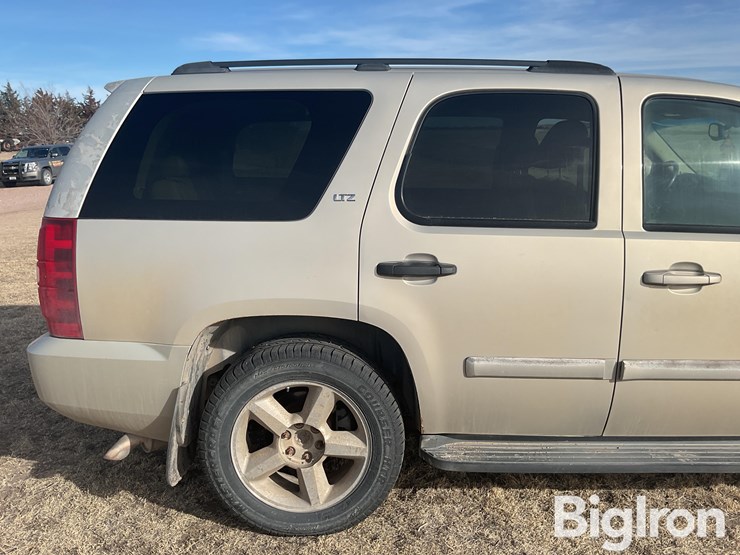 2007-chevrolet-tahoe-ltz-image-19
