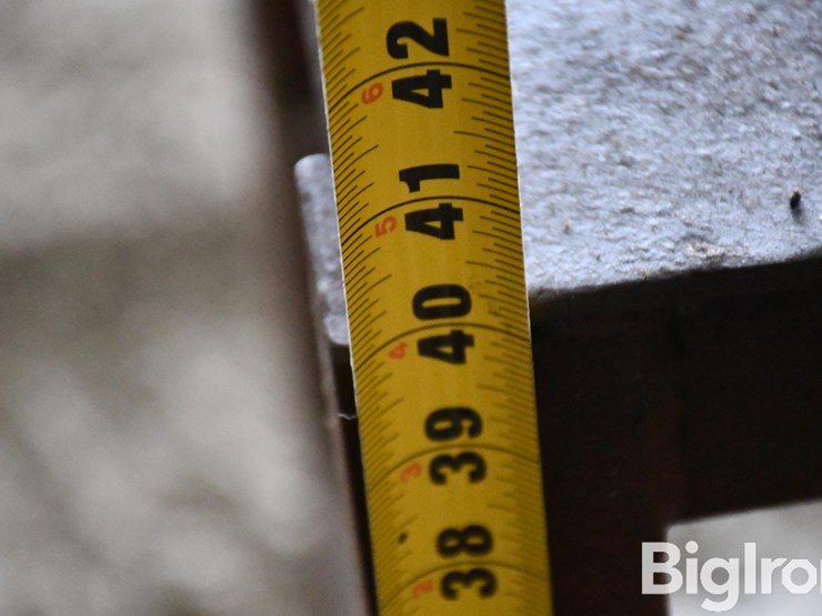 metal-stand-image-11