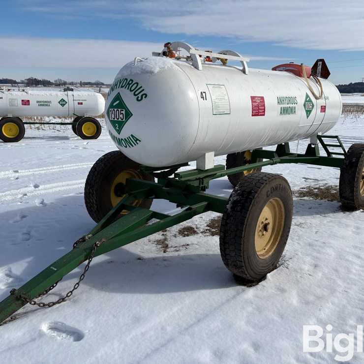 Anhydrous Ammonia Tank