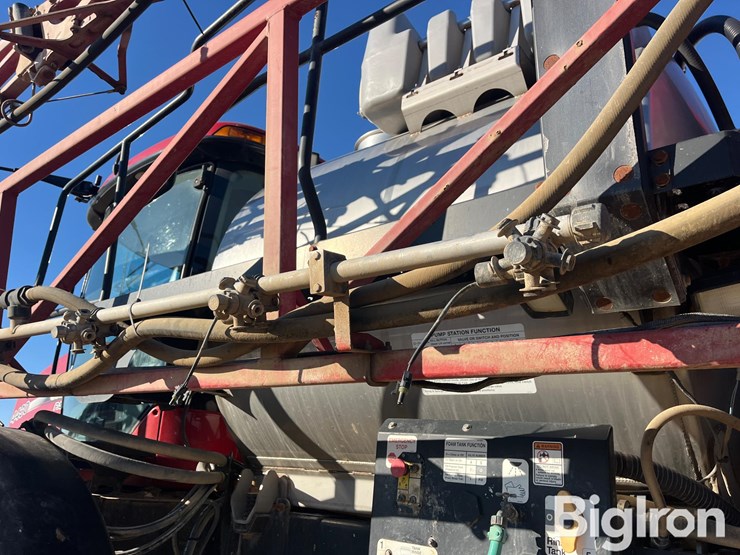 2014-case-ih-patriot-4430-image-13