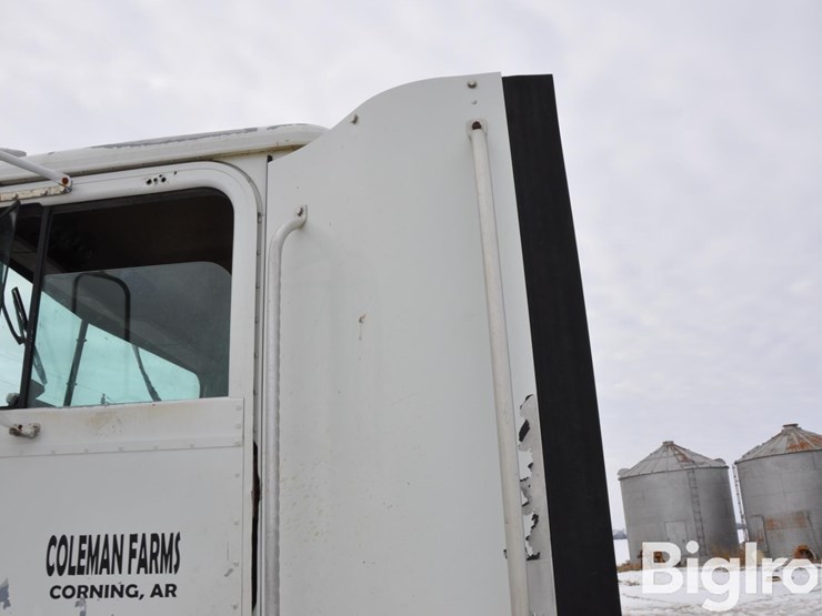 1991-international-t/a-truck-tractor-image-15