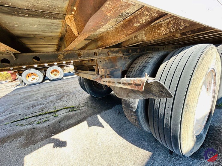 2001-utility-van-image-31