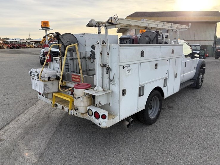 2012-ford-f450-xlt-image-4