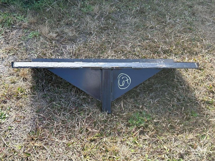 2025-quick-hitch-skid-steer-attachment-image-7