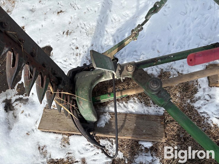 john-deere-8-image-10