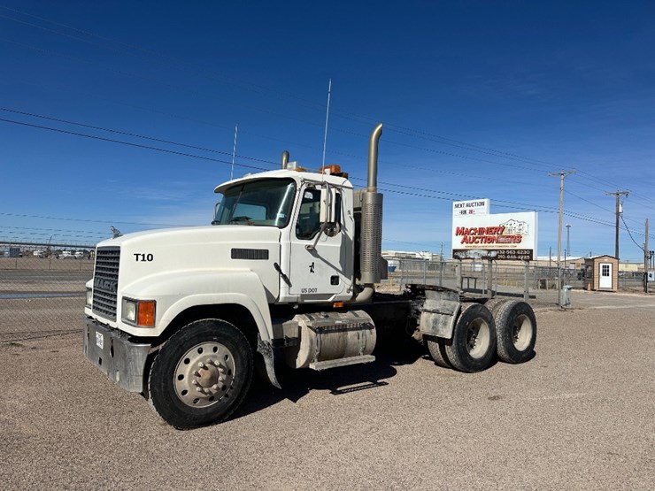 2005-mack-chn613-image-1
