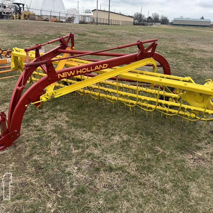 1987 NEW HOLLAND 258