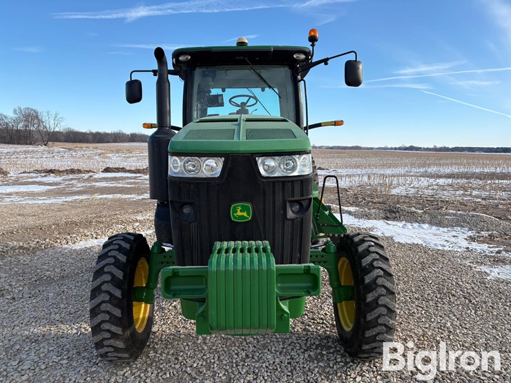 2012-john-deere-8235r-image-2