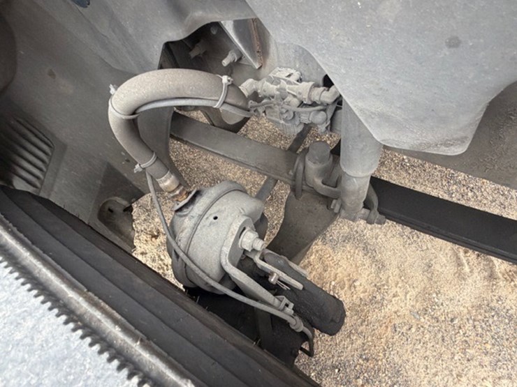 #227-•-2020-mack-anthem-image-96