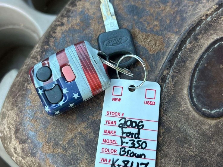 2006-ford-f350-image-31