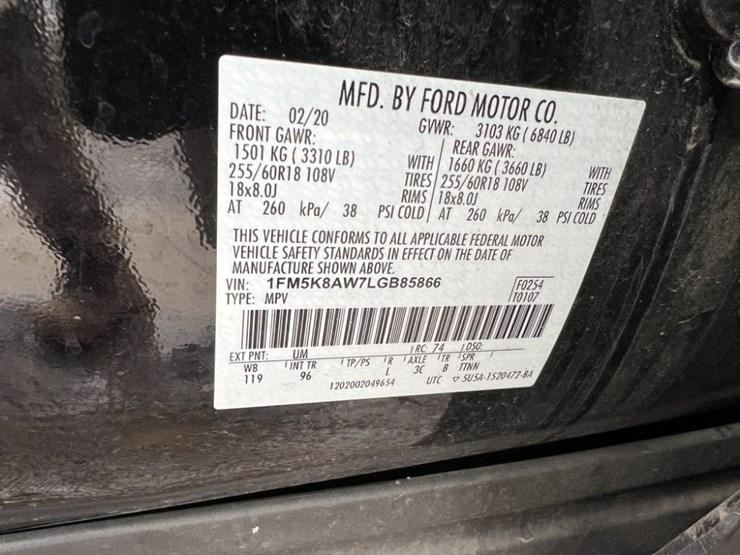 2019-ford-explorer-image-10