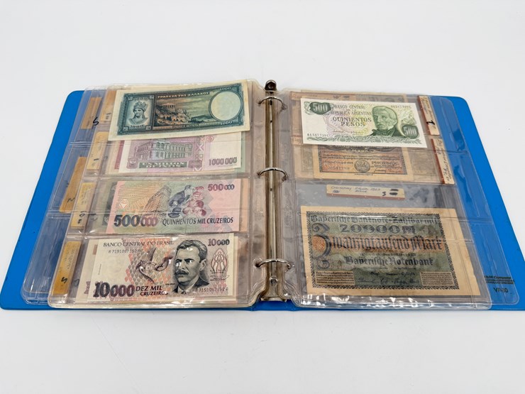 #32243-•-vintage-paper-currency-in-blue-binder-image-13