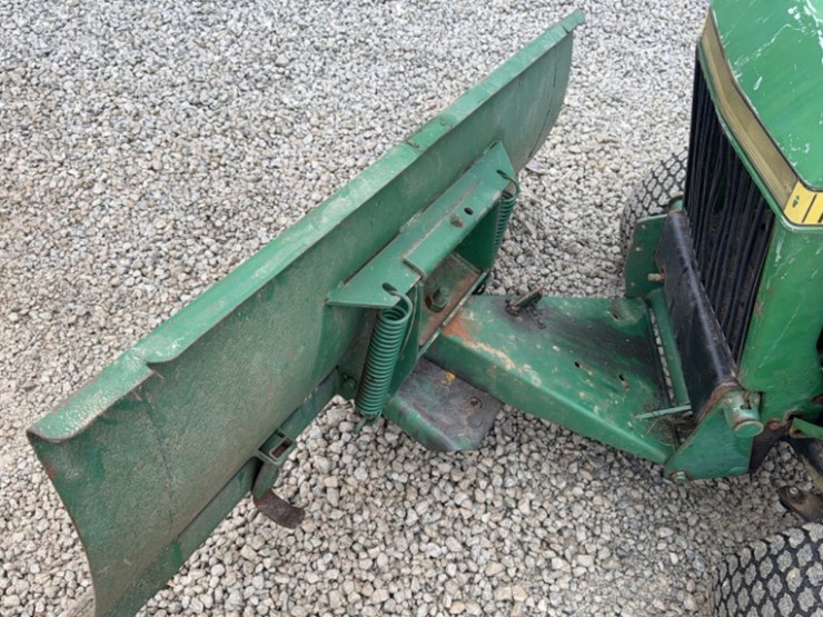 john-deere-212-image-8