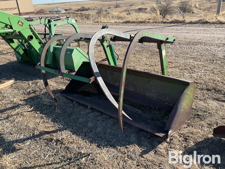 john-deere-7-image-1