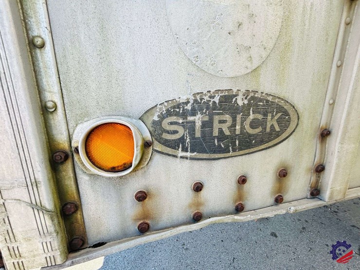 strick-42-ft-image-8