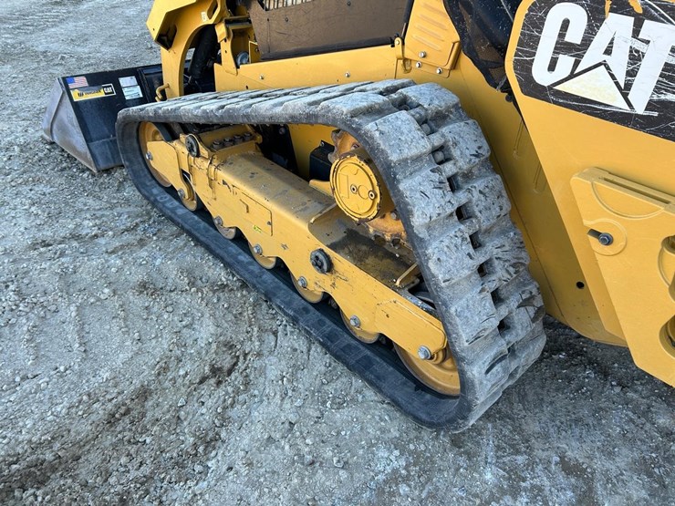 2018-caterpillar-299d-image-16