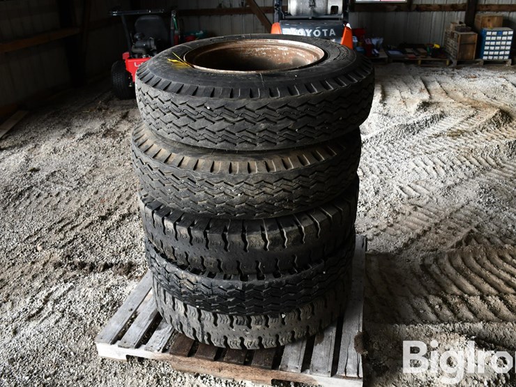 pallet-of-tires-image-8