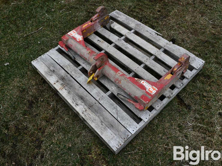 huskee-3-pt-quick-hitch-image-5