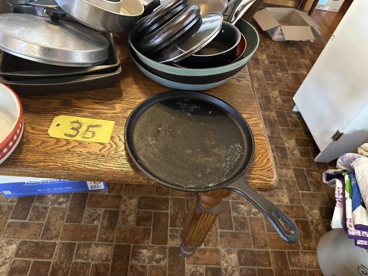 misc.-pots-&-pans-image-10