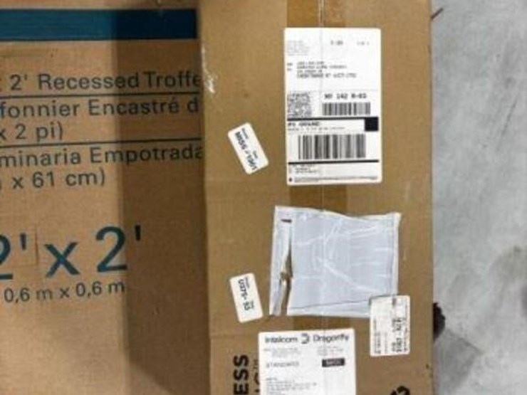 qty-of-(2)-metalux-2-ft-x-2-ft-recessed-troffer-image-4