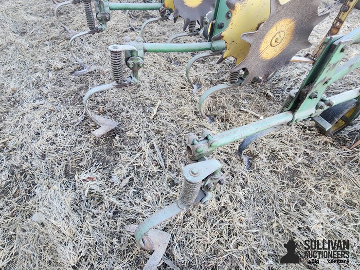 john-deere-er104-6r30"-cultivator-image-19