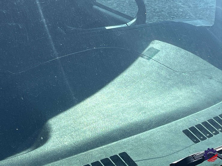 2007-gmc-c5500-flatbed-truck-image-49