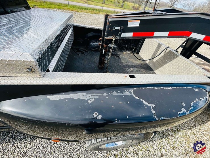 2004-dodge-ram-3500-image-26