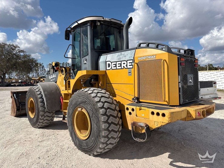 2014-deere-644k-image-4