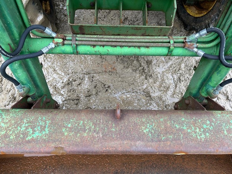 john-deere-1050-image-10