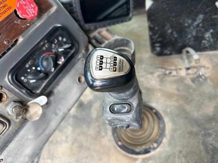 2011-western-star-4900-image-10