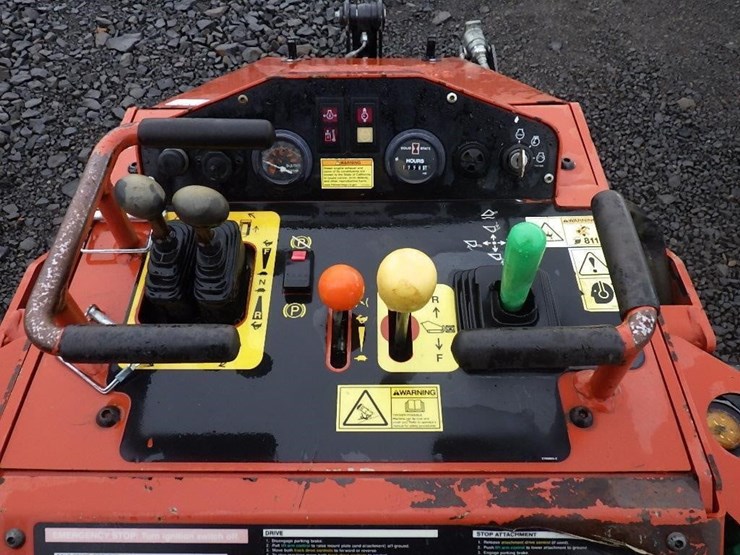 2019-ditch-witch-sk800-image-22